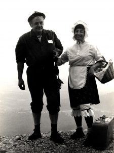 1978. Andreu Sorolla i Teresa Lladó a la Peladakorum (trobada de disfresses a Agulles)