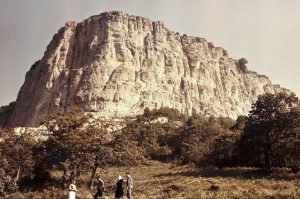 1959: Obertura de la Santacana-Alòs-Vinyeta al Cingle d'Aiats (Fons documental d’en Ramon Vinyeta)