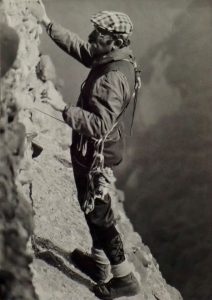 1976. Normal a la cova del Drac (Sant Llorenç)